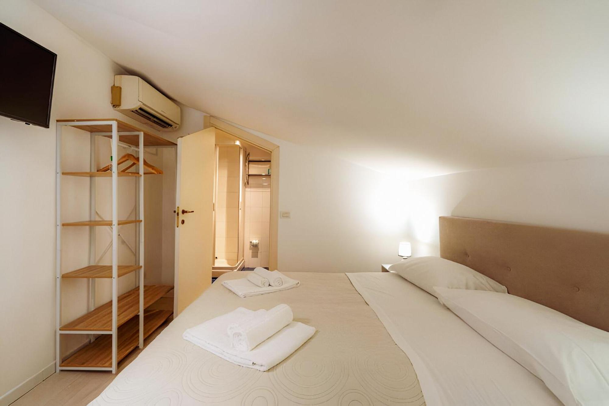Hotiday Room Collection - Ortigia Opera シラクーサ エクステリア 写真